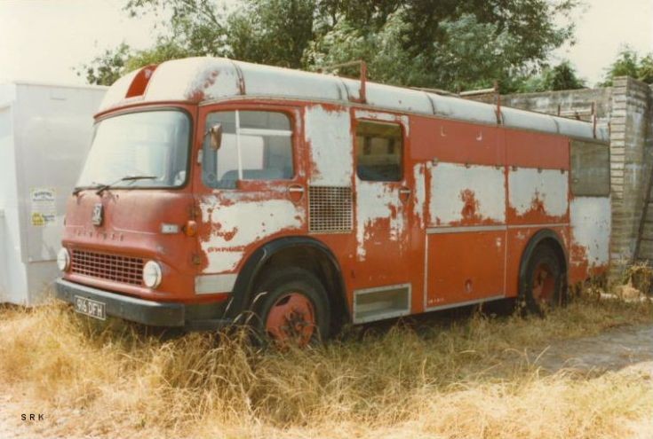 Gloucester Bedford ET 916 DFH