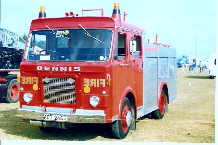 Hampshire Dennis D series WrL JAG petrol 2