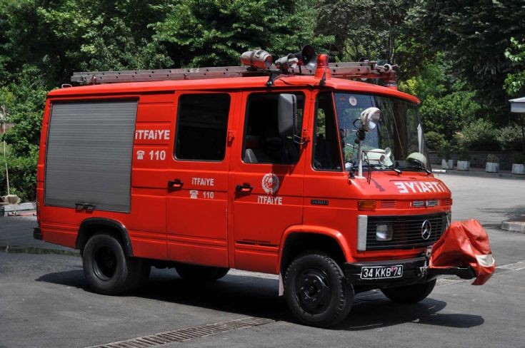 Guide vehicle Fire brigade Turkey