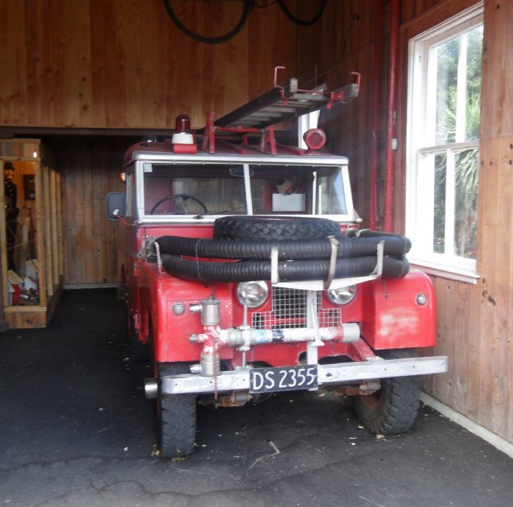 DS2355, 1954 Land Rover Mk1