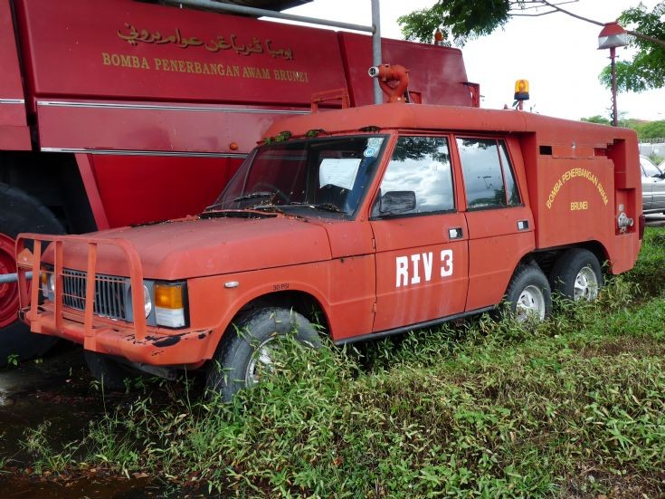 Range Rover Gloster Saro RIV3