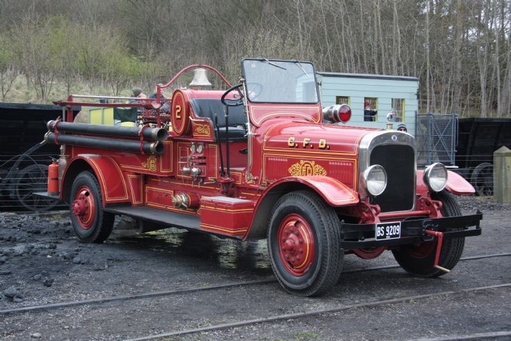 What a beauty !!   Seagrave Fire Engine
