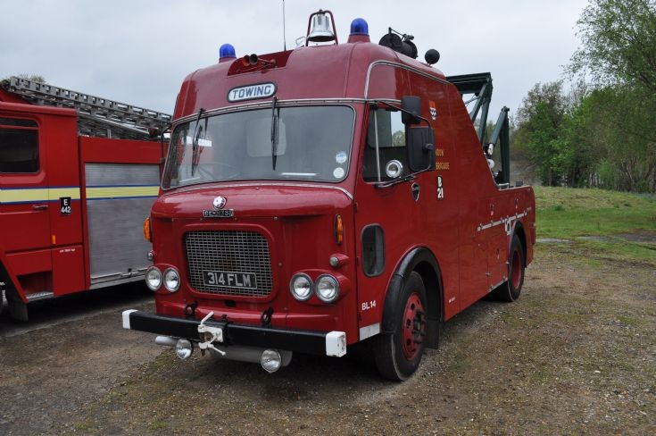 Dennis Tow Truck 314FLM