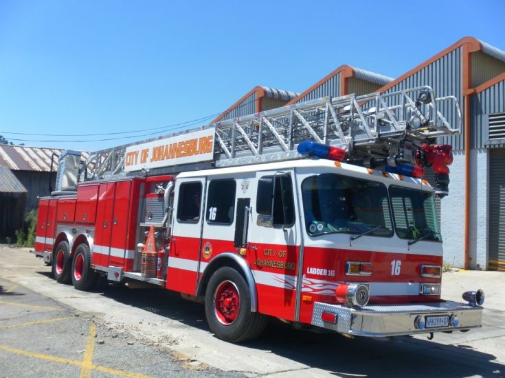 Ladder 16, City of Johannesburg E-One 