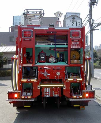 Rear view of Hino water tanker