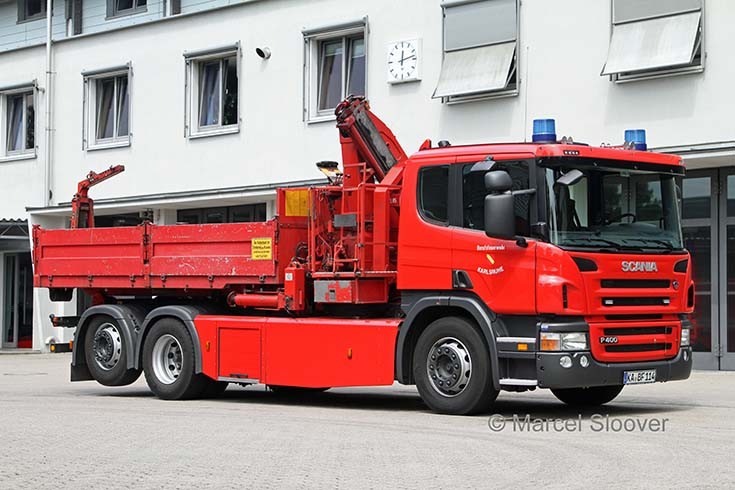 Berufsfeuerwehr Karlsruhe Scania Prime mover