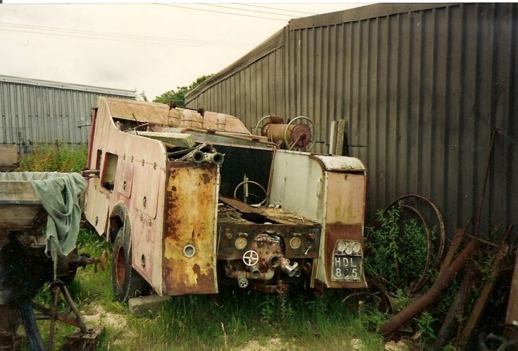 Commer WrT on the Isle of Wight HDL 8?5