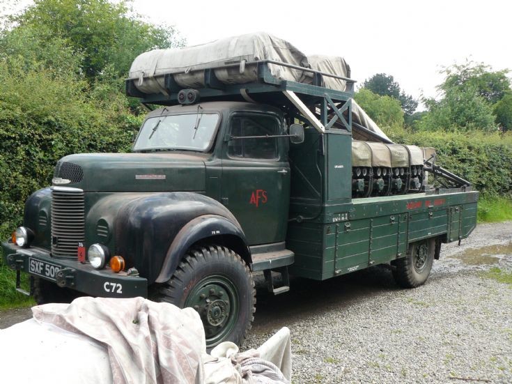 Commer Superpoise 4×4 Bikini Water Unit