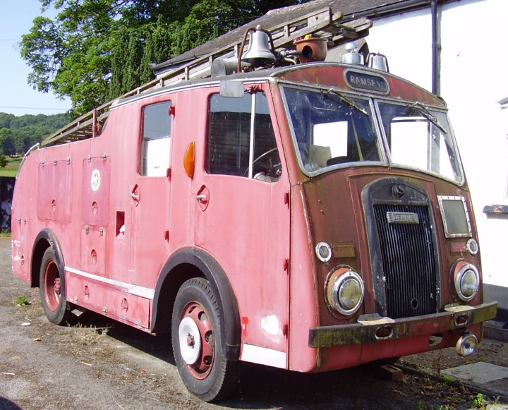 Dennis F8 - Ramsey, Isle of Man