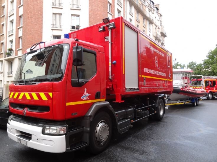 Renault Prime Mover Paris FB