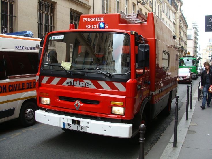 Renault Paris FB PS116