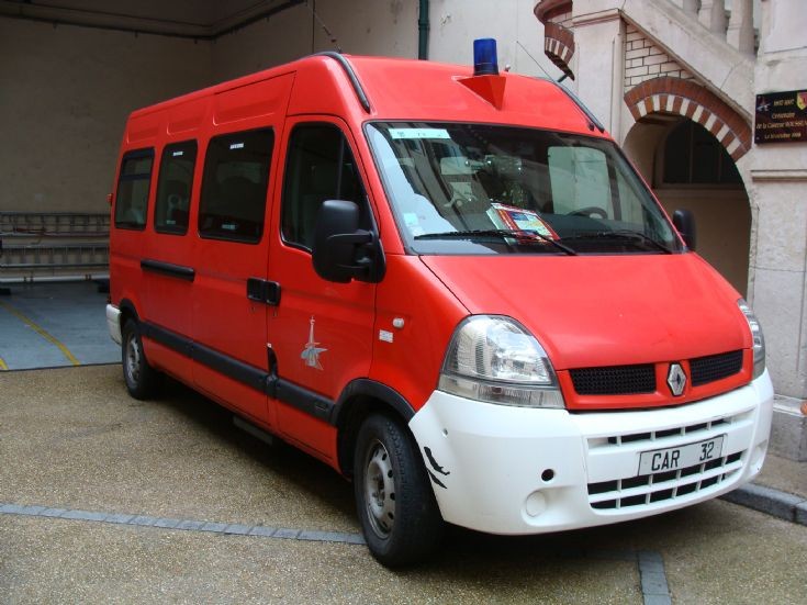 Renault Paris FB CAR32