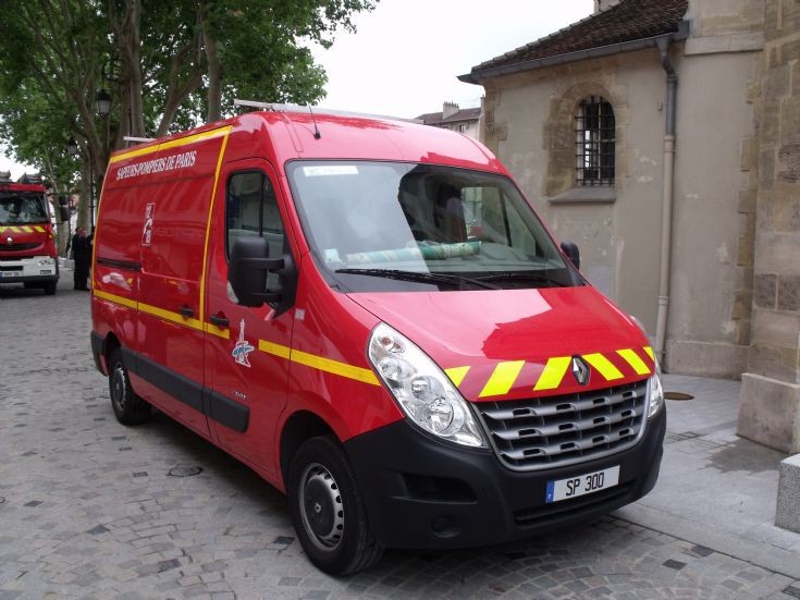 Renault Master SP300 Paris