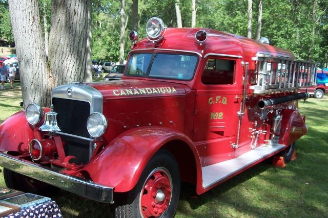 1938 Buffalo Sedan Cab pumper 
