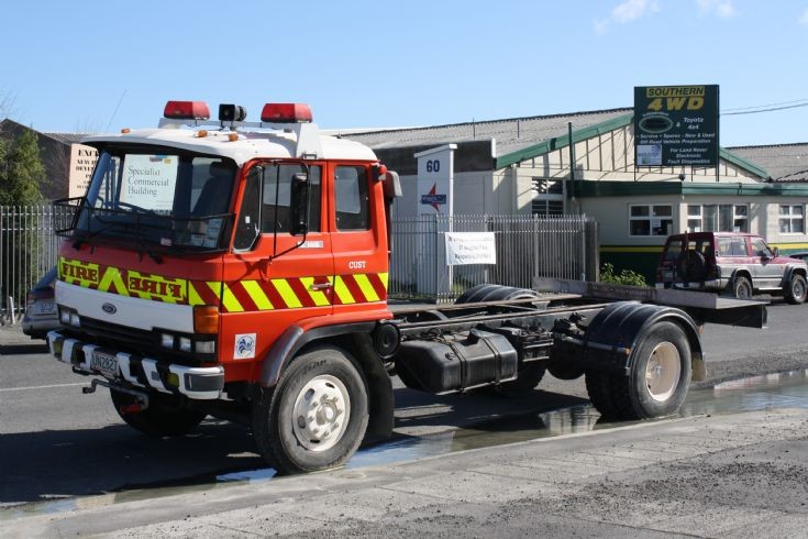New Zealand Ford UN2827