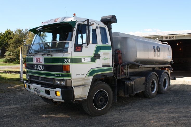 New Zealand Isuzu Tanker Spring Grove