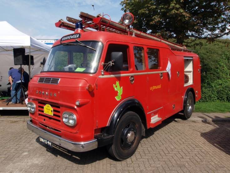 1964 Commer tender UN-13-99
