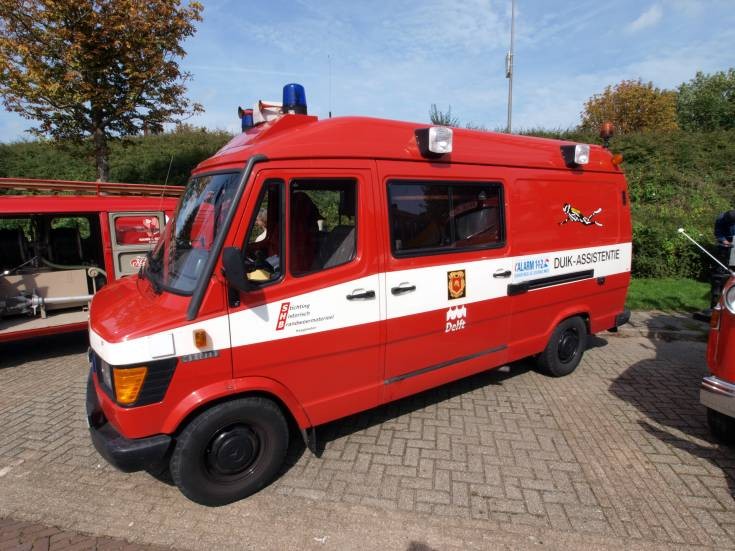 Brandweer Duik-Assistentie Mercedes 310D VN-71-SR