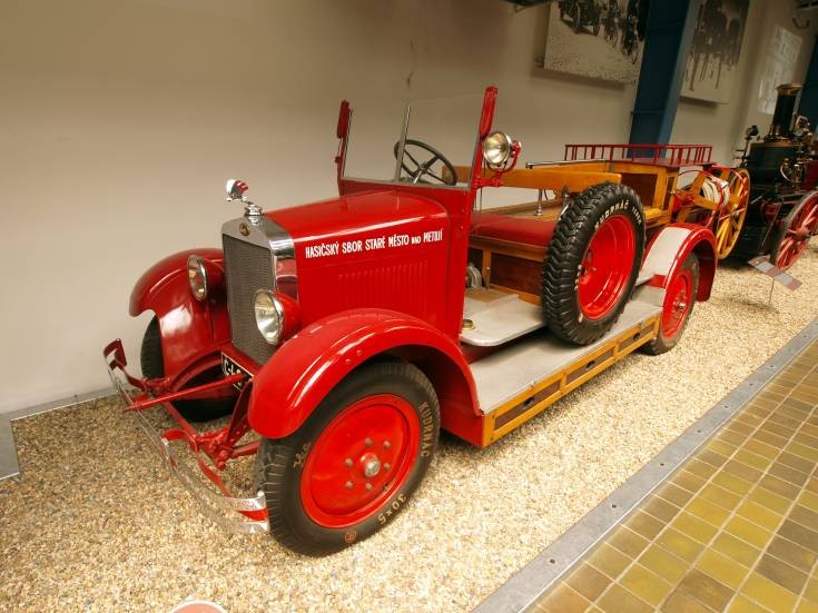 1930 Skoda 154 fire engine