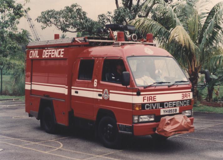 Singapore Isuzu LP 