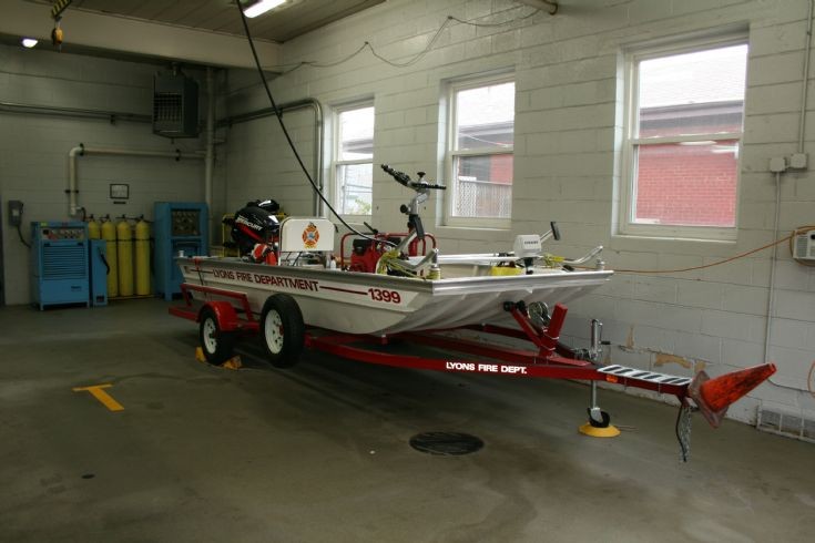 Lyons FD Fire Rescue boat 