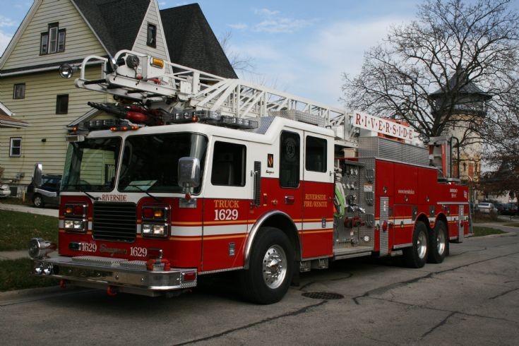 Truck 1629 Riverside FD Illinois 