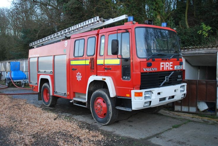 Volvo FL6 Carmichael 4x4 JI3AEV