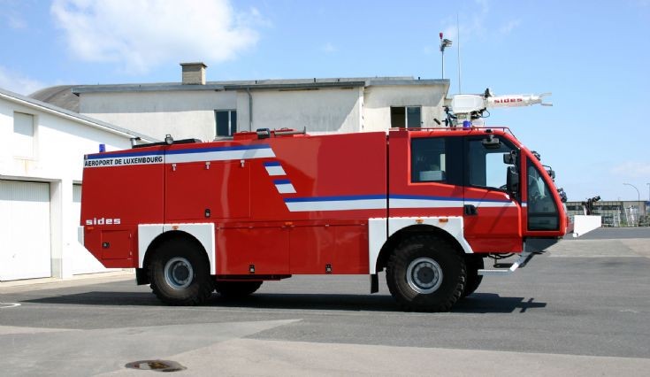 Luxembourg Airport Sides crashtender