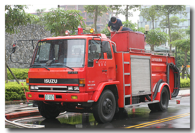 Isuzu FTR medium pumper Taiwan