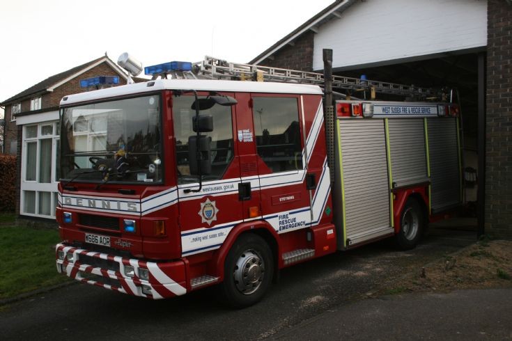 Steyning Rapier W686 AOR