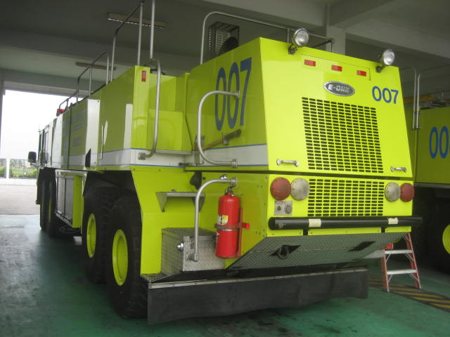 E-One Airport Crash Tender (MIAA Philippines)