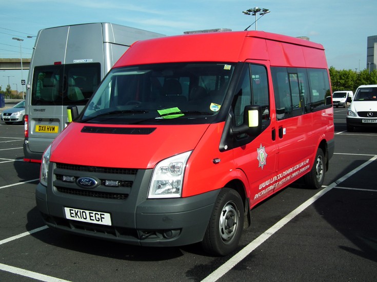 Lincolnshire F&RS Transit EK10EGF
