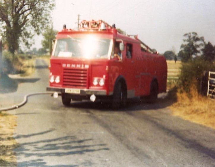 Dennis F108 WrL Cheshire FB UFM379K