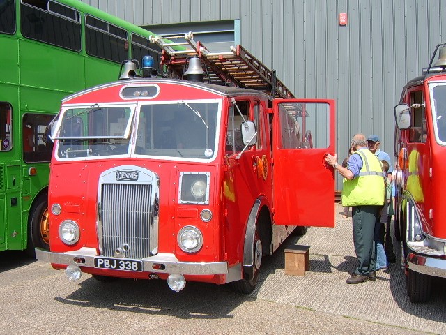 Dennis F7-Suffolk and Ipswich fire service