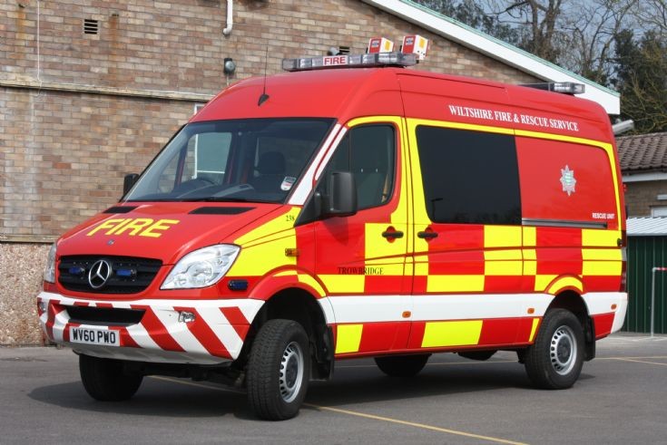 Water Rescue Unit Mercedes WY60PWO