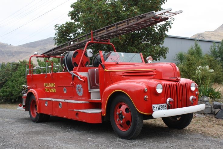 New Zealand Ford EYW386