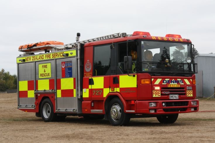 New Zealand Dennis BMD963 