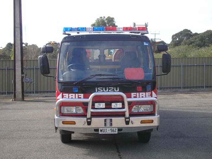 Isuzu pumper SAMFS Front