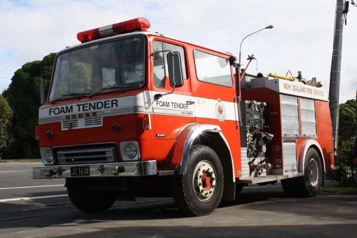 New Zealand Dodge RG15 Mills Tui