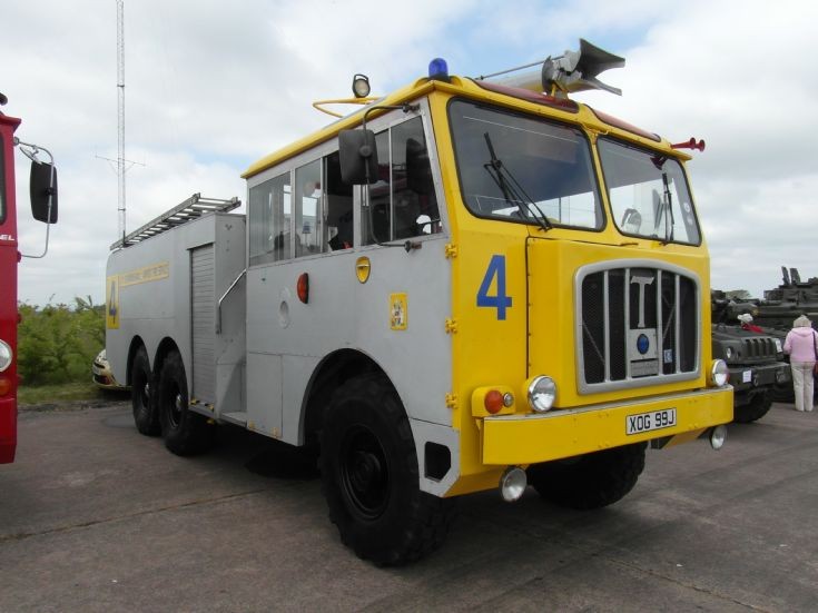 Thornycroft Nubian Major XOG99J
