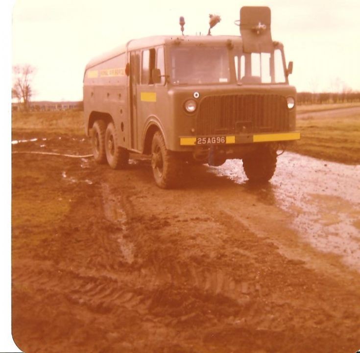 RAF fire service 1980's 25AG96