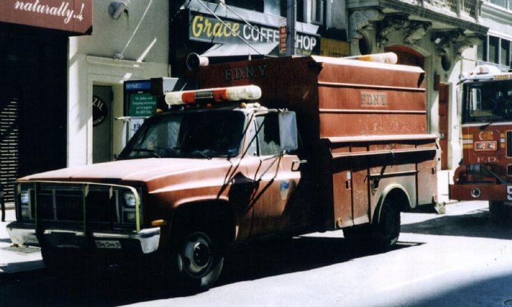 FDNY Salvage Truck GMC Manhattan