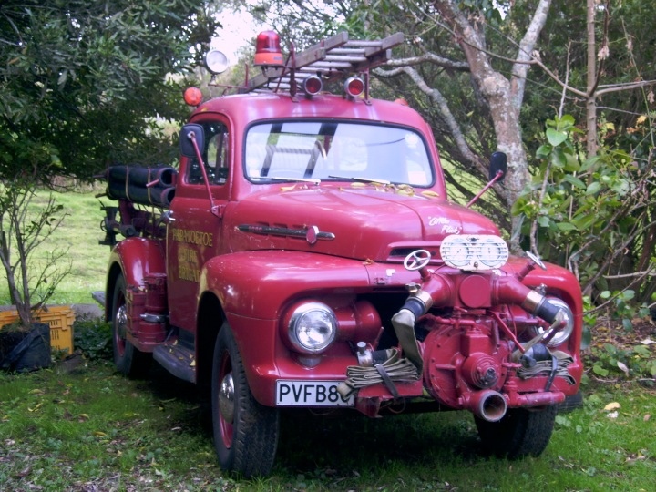 Fire Engines Photos Ford V8 1955 Papatoetoe, Auckland, New Zealand
