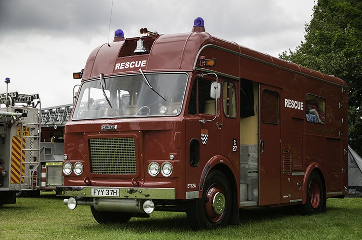 LFB Dennis ET FYY 37H