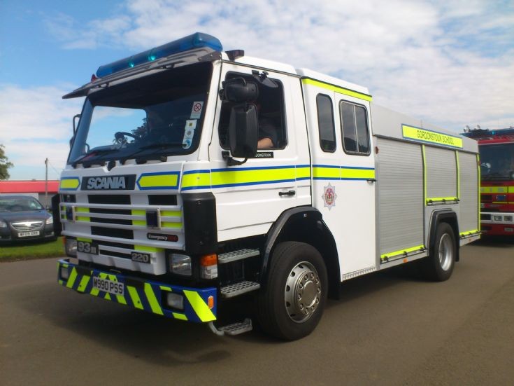 Grampian FRS Scania M990PSS