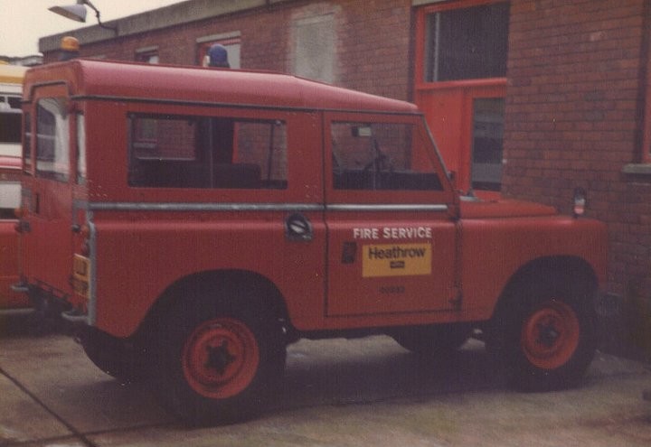 Heathrow Land Rover 1980
