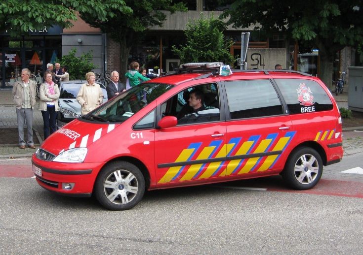 2006 Ford Commando wagen / car, image 2.