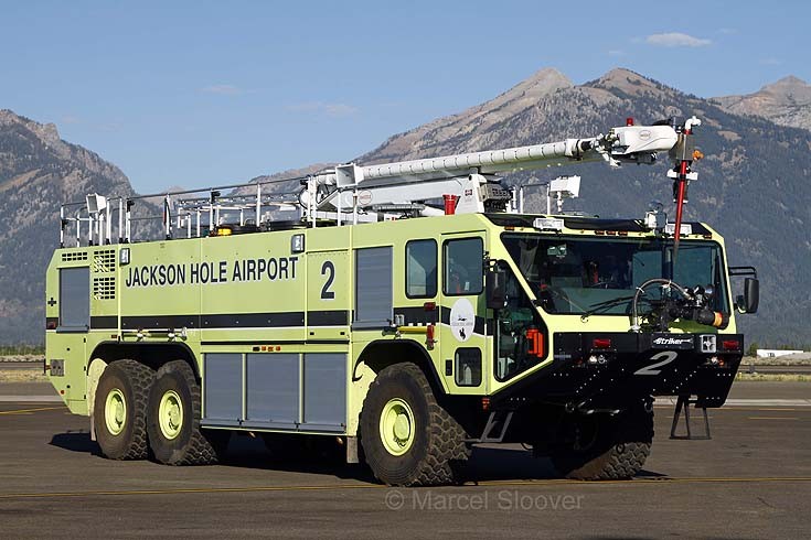 Crash 2 Jackson Hole Airport Oshkosh