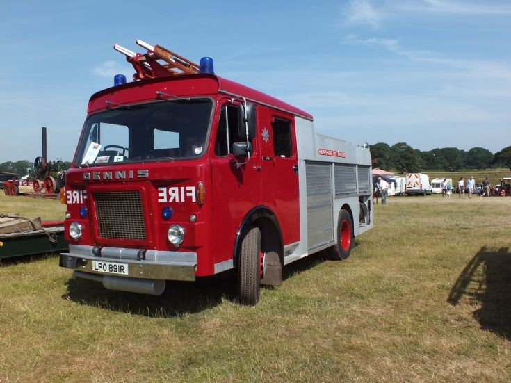 1977 Dennis D LPO891R