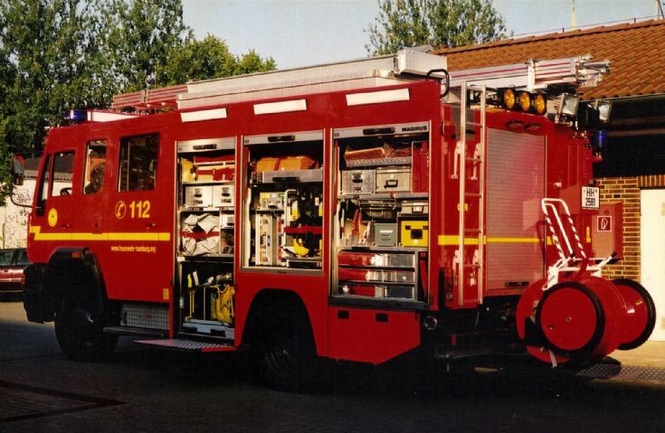 Hamburg MAN (HH 2581) rear